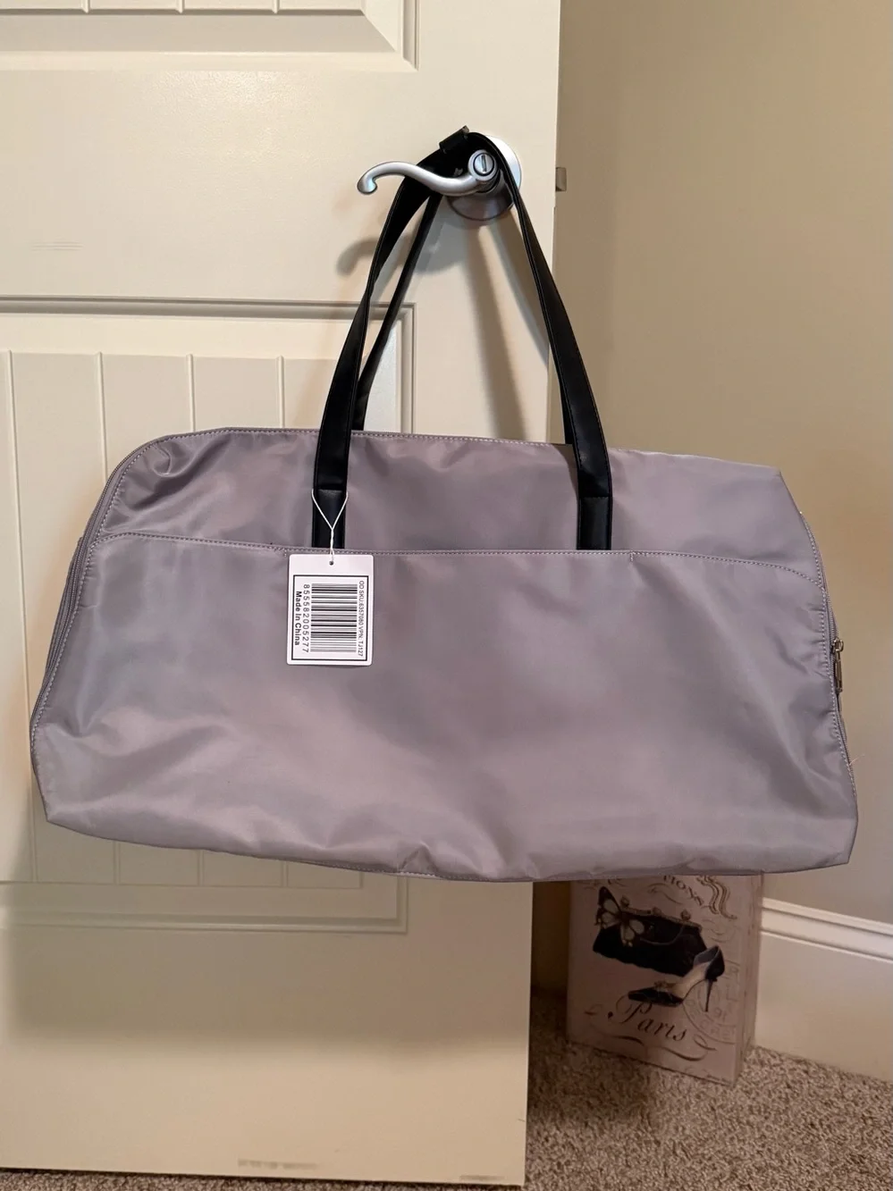 NEW Travel Duffel Bag Gray  Carry-On Weekender  Shoulder Strap